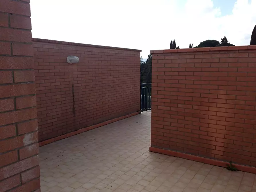 Immagine 5 di Appartamento in affitto  a Siena