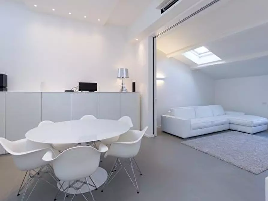 Immagine 21 di Appartamento in vendita  a Forte Dei Marmi