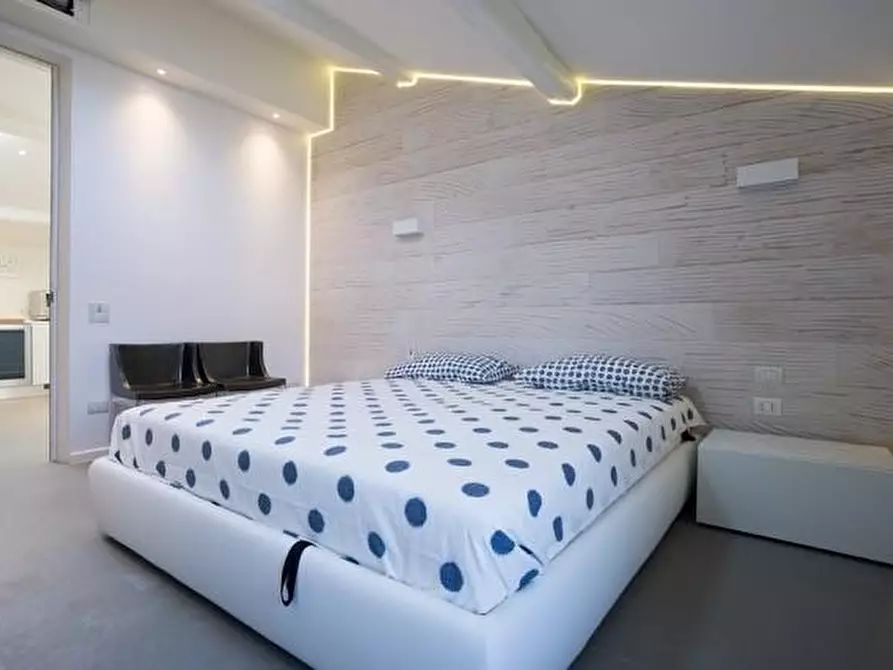 Immagine 25 di Appartamento in vendita  a Forte Dei Marmi