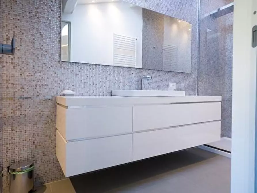 Immagine 26 di Appartamento in vendita  a Forte Dei Marmi