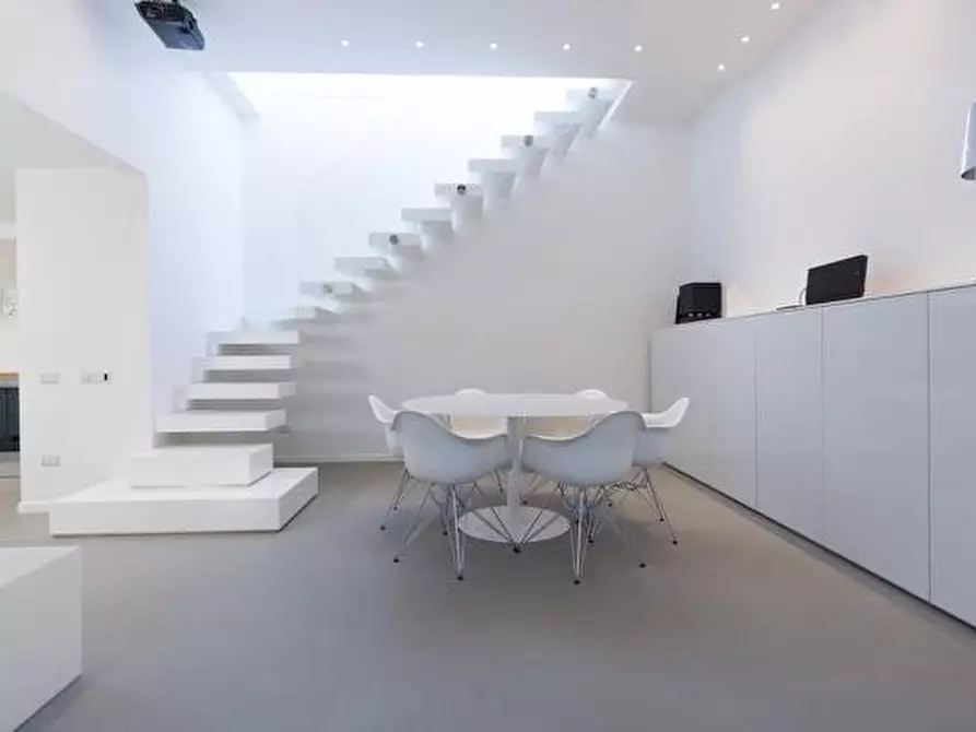 Immagine 20 di Appartamento in vendita  a Forte Dei Marmi