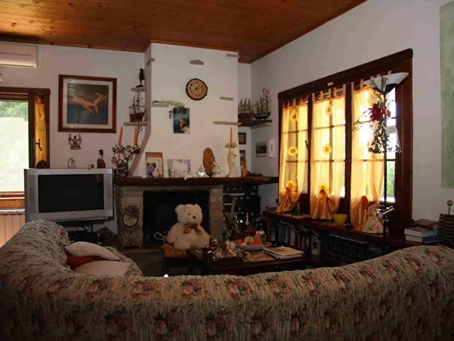 Immagine 18 di Casa semindipendente in vendita  a Viareggio