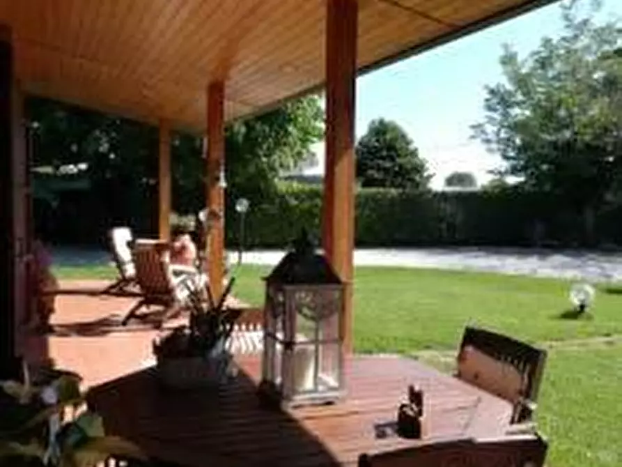 Immagine 20 di Casa semindipendente in vendita  a Viareggio