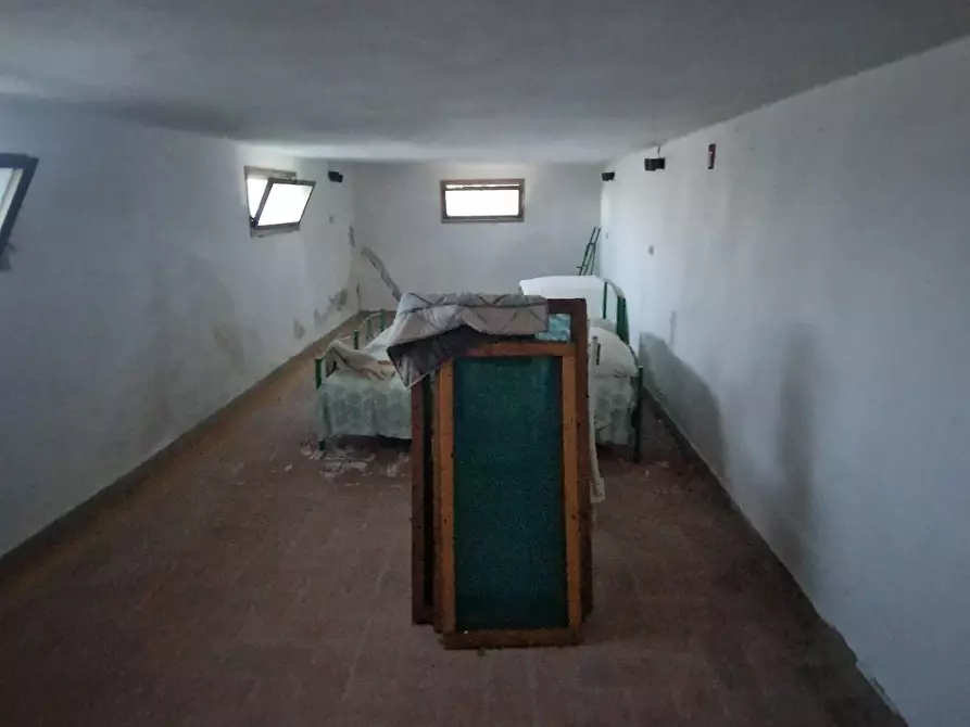 Immagine 40 di Casa indipendente in vendita  a Massa