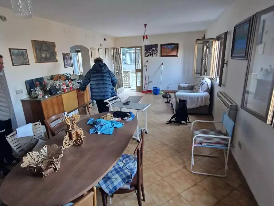 Immagine 53 di Casa indipendente in vendita  a Massa