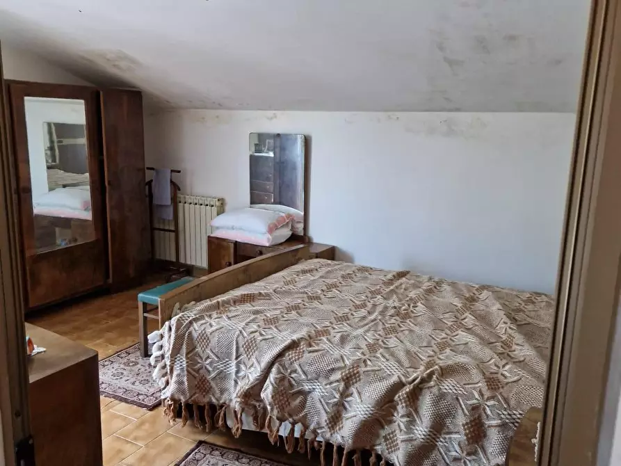 Immagine 30 di Casa indipendente in vendita  a Massa