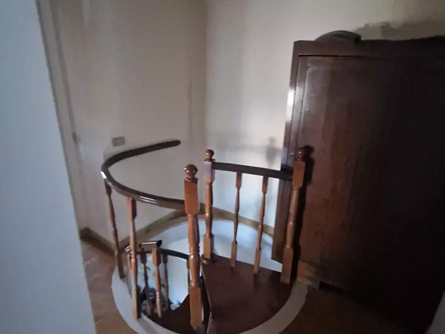 Immagine 43 di Casa indipendente in vendita  a Massa