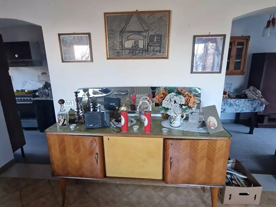 Immagine 50 di Casa indipendente in vendita  a Massa