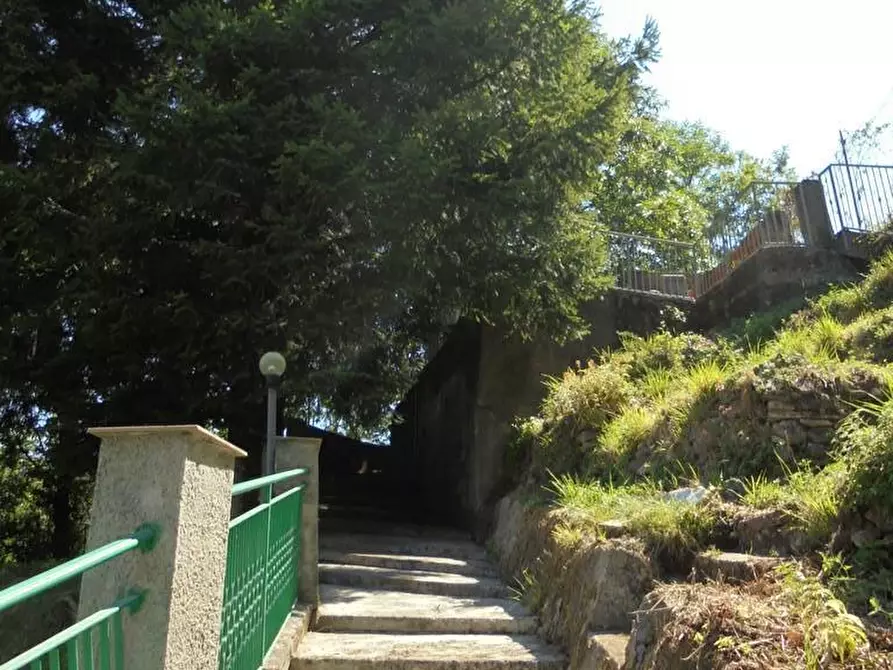 Immagine 22 di Casa indipendente in vendita  a Massa