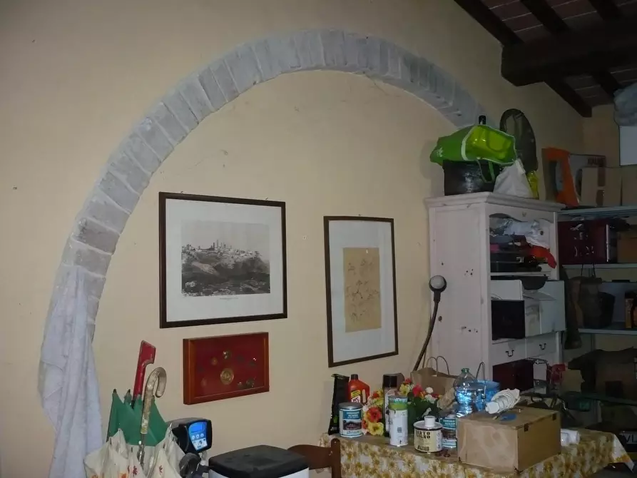 Immagine 11 di Appartamento in vendita  a Colle Di Val D'elsa