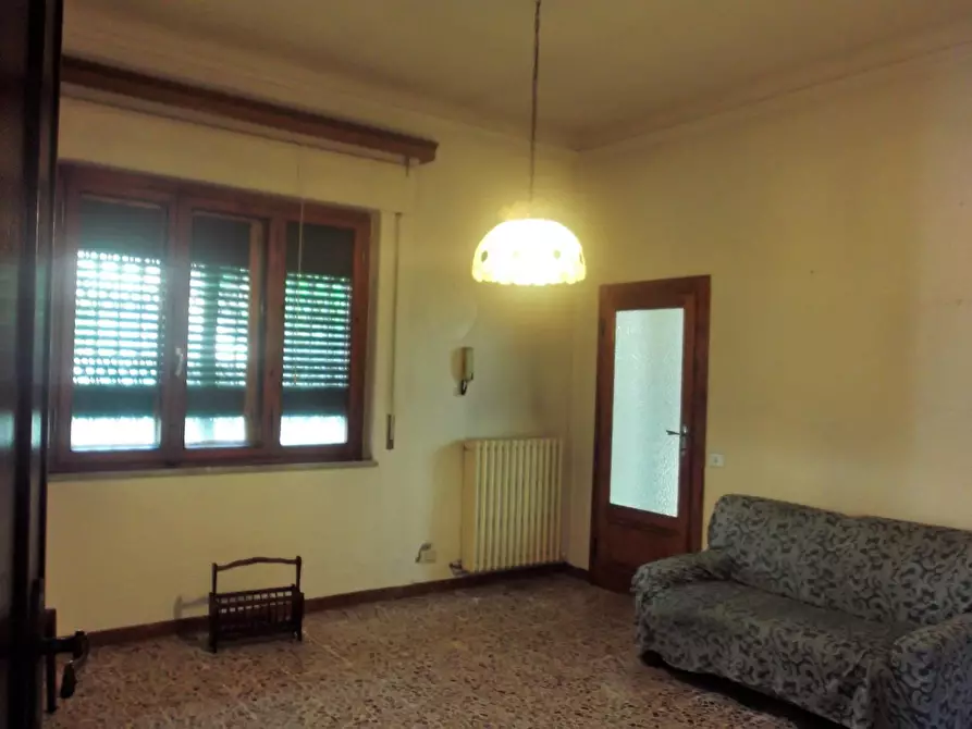 Immagine 15 di Casa semindipendente in vendita  a Cascina