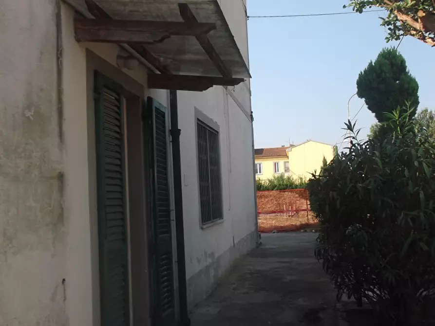 Immagine 5 di Casa semindipendente in vendita  a Cascina
