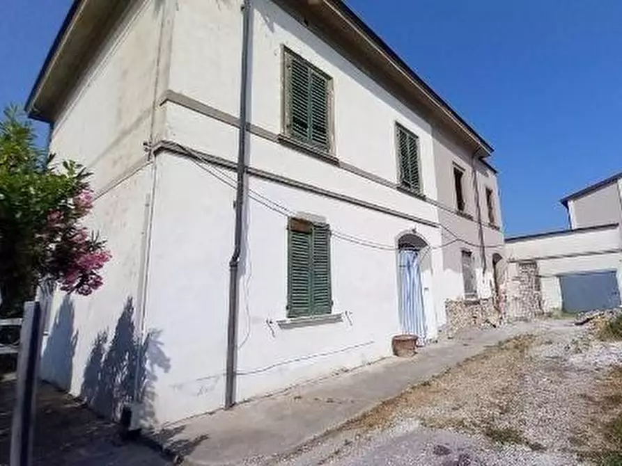 Immagine 1 di Casa semindipendente in vendita  a Cascina