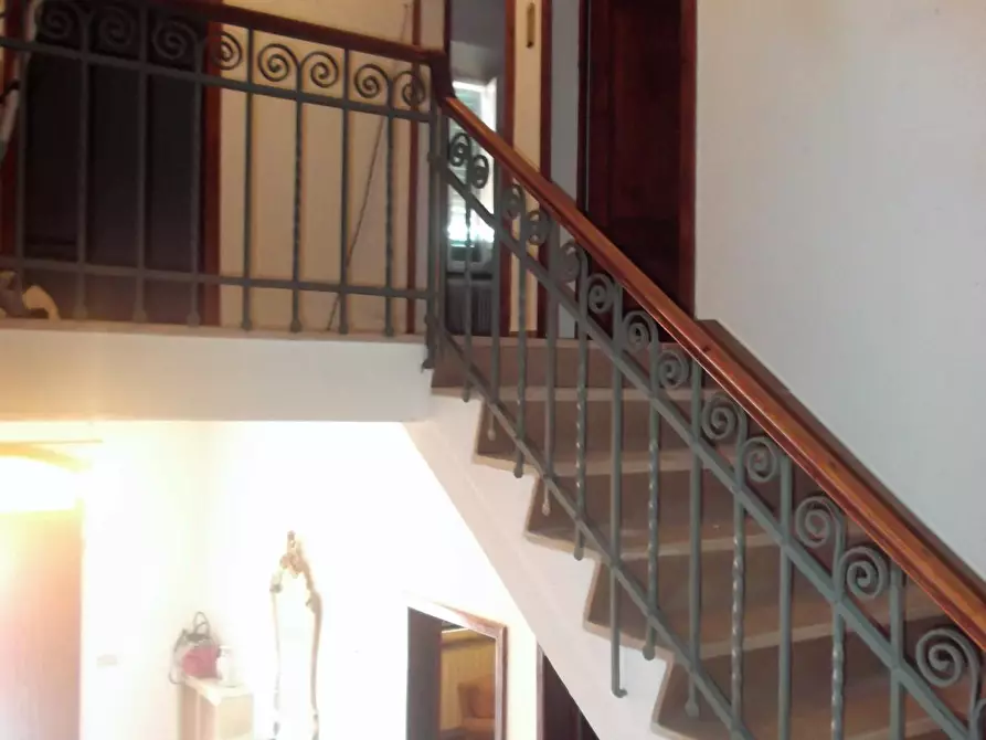 Immagine 17 di Casa semindipendente in vendita  a Cascina