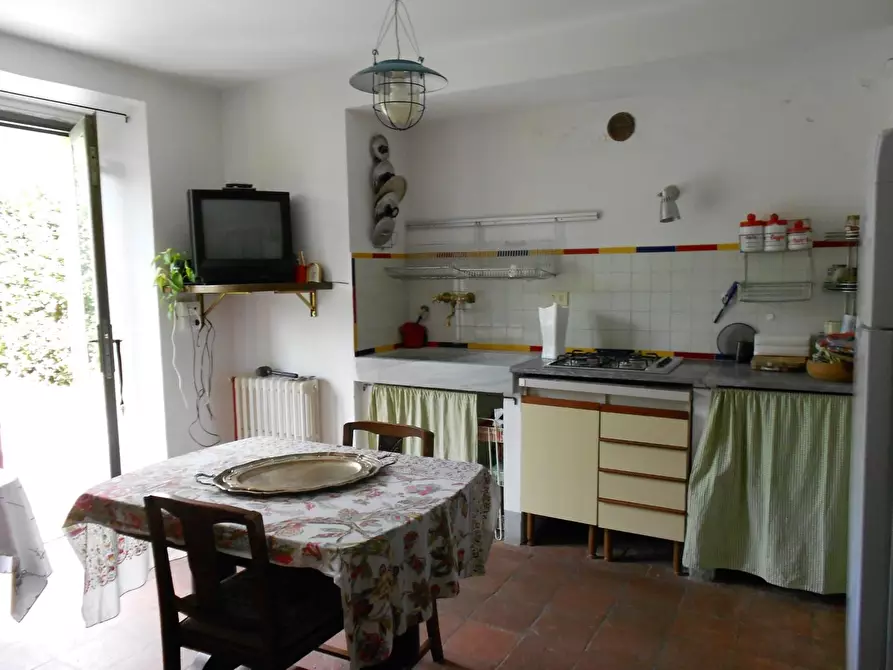 Immagine 4 di Villa in vendita  a Pietrasanta