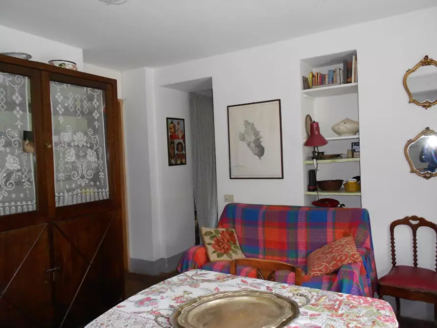 Immagine 17 di Villa in vendita  a Pietrasanta