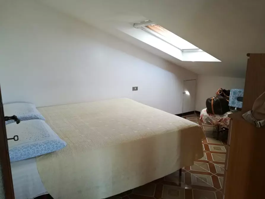 Immagine 11 di Mansarda in vendita  a Ameglia