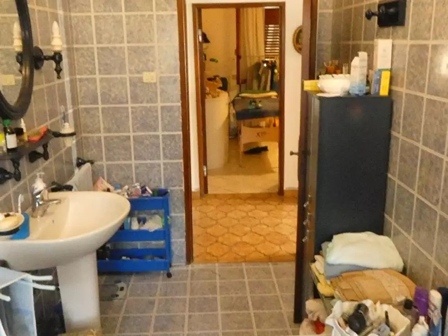 Immagine 19 di Casa indipendente in vendita  a Rosignano Marittimo
