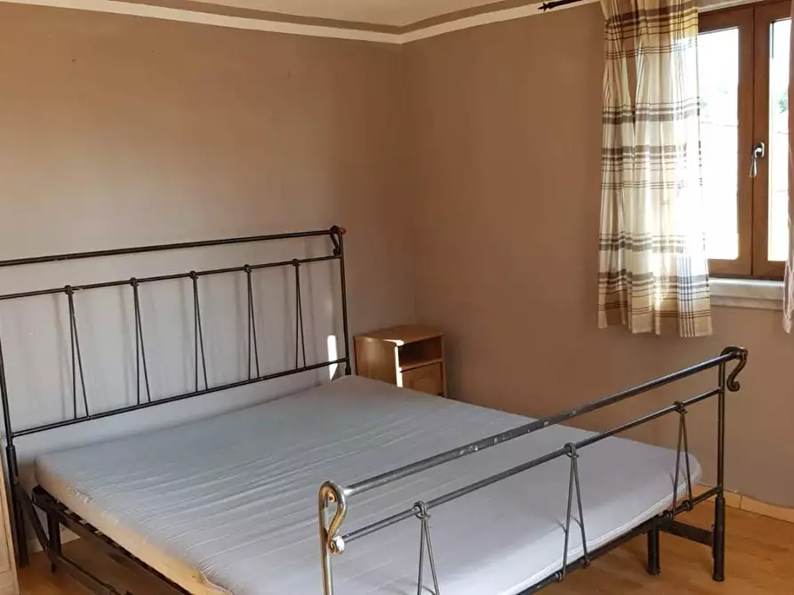 Immagine 11 di Casa indipendente in affitto  a Carrara