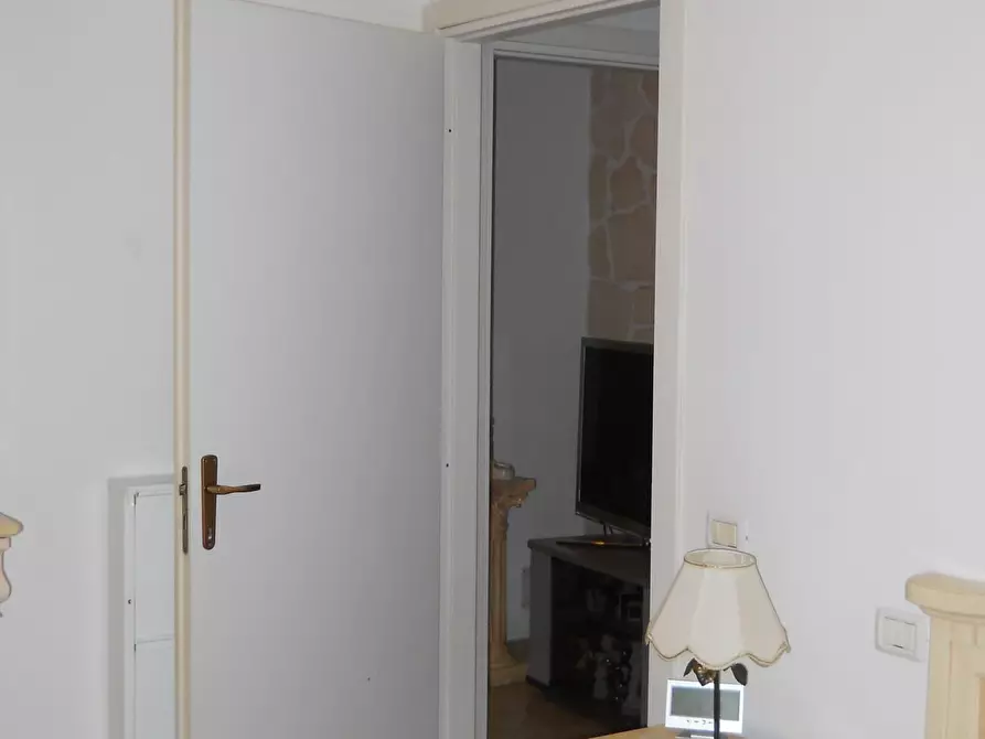 Immagine 11 di Appartamento in vendita  a Castellina Marittima