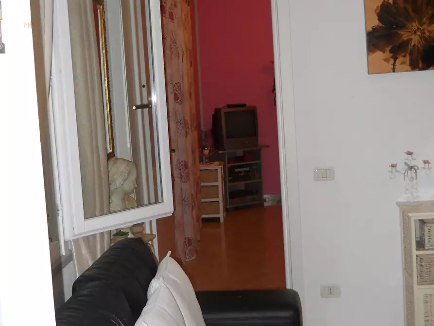 Immagine 9 di Appartamento in vendita  a Castellina Marittima