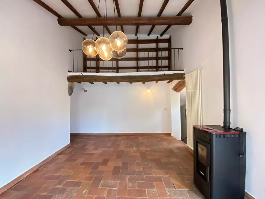 Immagine 27 di Casa colonica in vendita  a Vinci