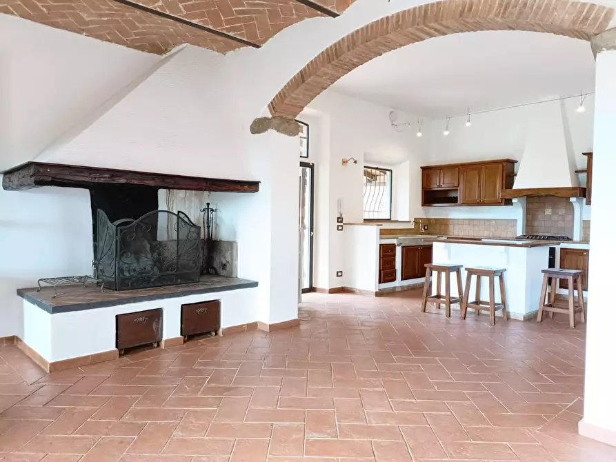 Immagine 19 di Casa colonica in vendita  a Vinci