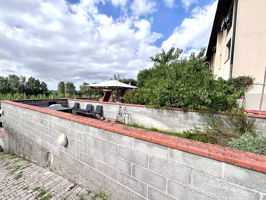 Immagine 21 di Mansarda in vendita  a Calcinaia