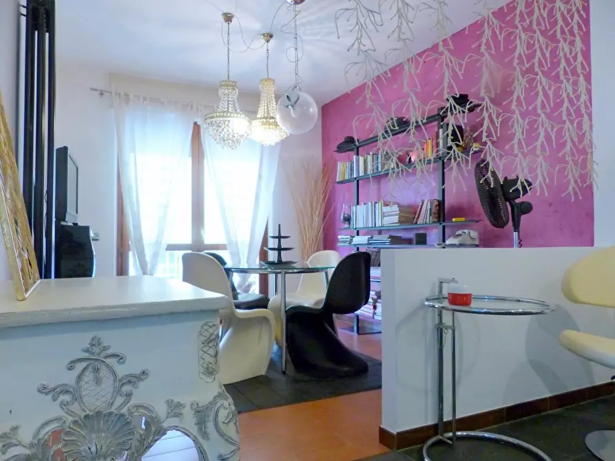 Immagine 7 di Appartamento in vendita  a Camaiore