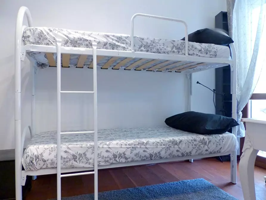 Immagine 17 di Appartamento in vendita  a Camaiore