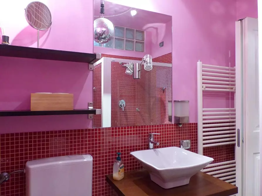 Immagine 15 di Appartamento in vendita  a Camaiore