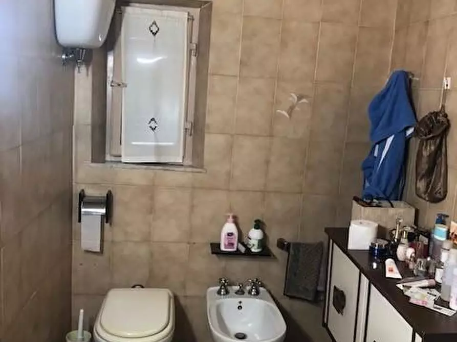 Immagine 12 di Casa semindipendente in vendita  a Siena