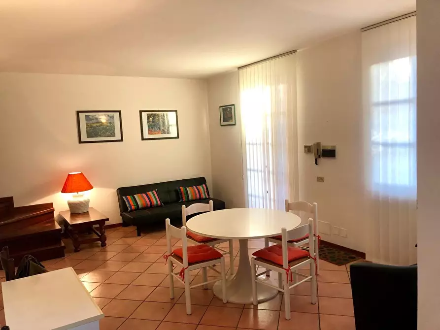 Immagine 20 di Terratetto in vendita  a Massa