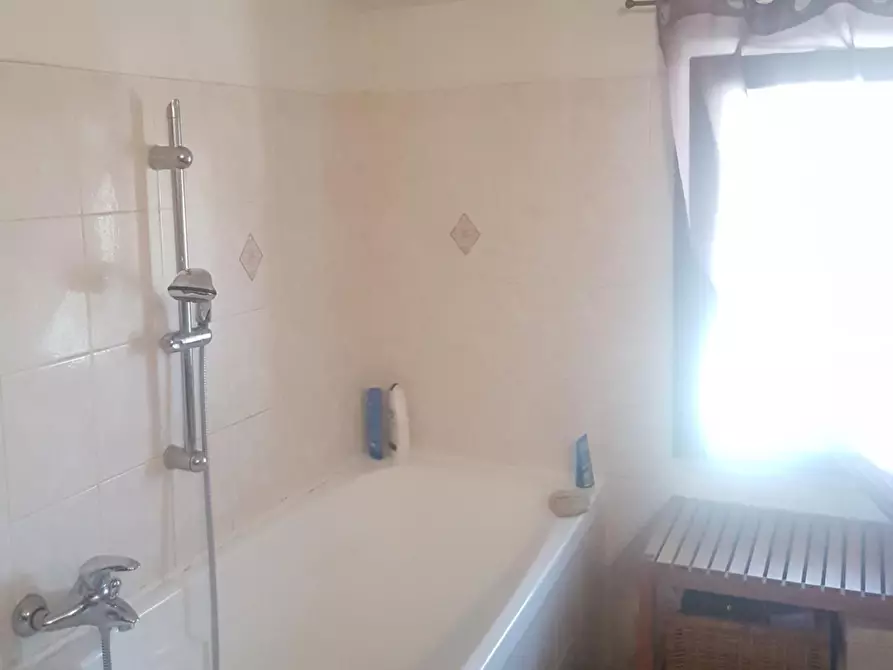 Immagine 31 di Appartamento in vendita  a Cascina