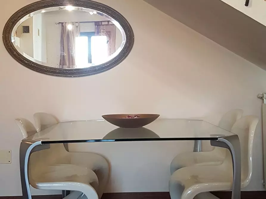 Immagine 8 di Appartamento in vendita  a Cascina