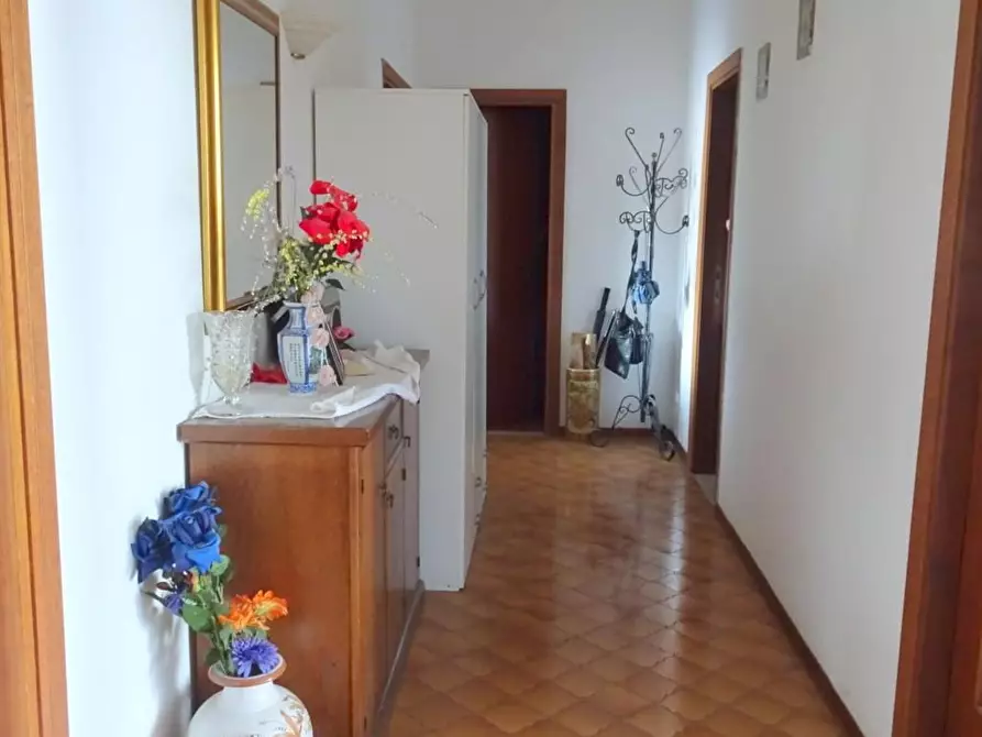 Immagine 8 di Appartamento in vendita  a Poggibonsi