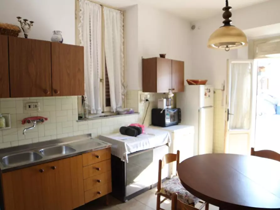 Immagine 3 di Casa indipendente in vendita  a Larciano