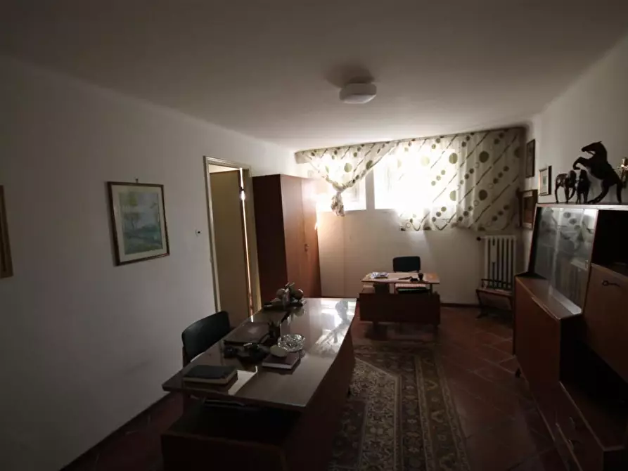 Immagine 20 di Villa in vendita  a Lucca