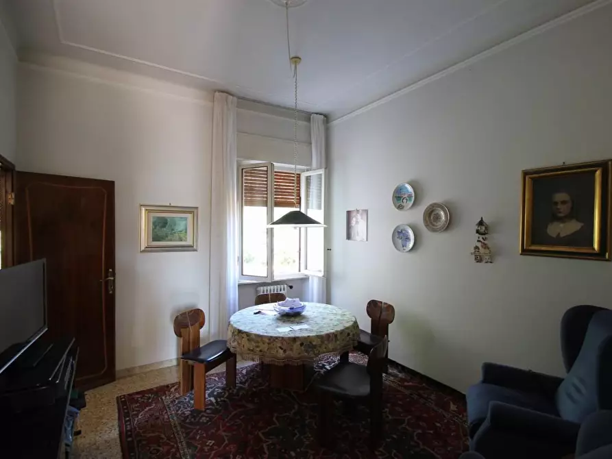 Immagine 13 di Villa in vendita  a Lucca