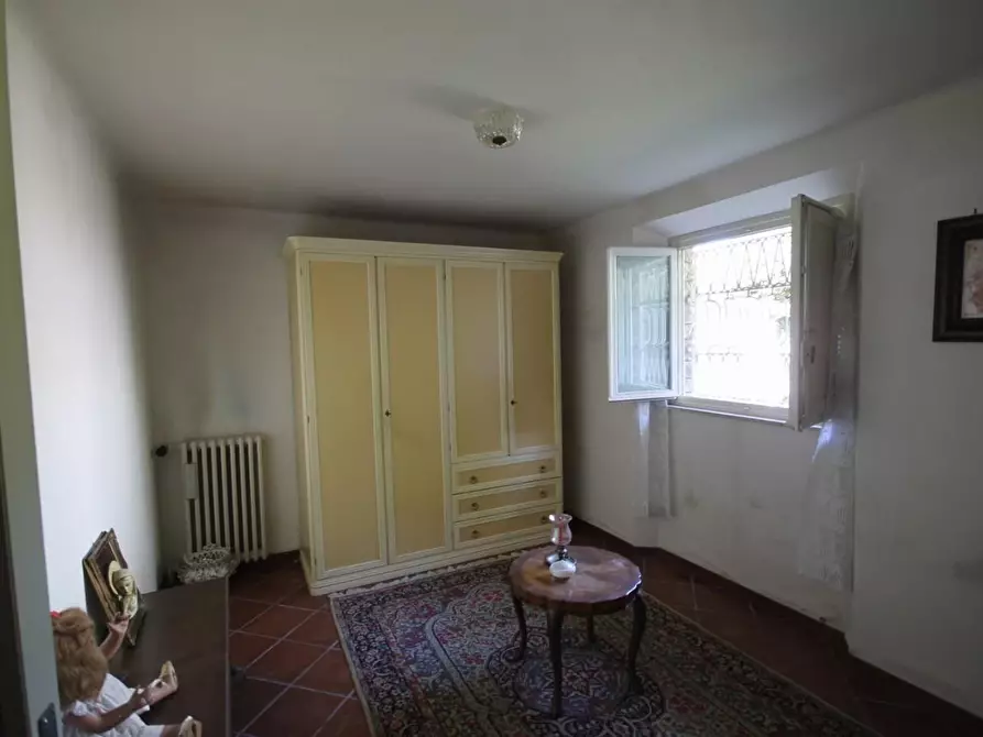 Immagine 22 di Villa in vendita  a Lucca