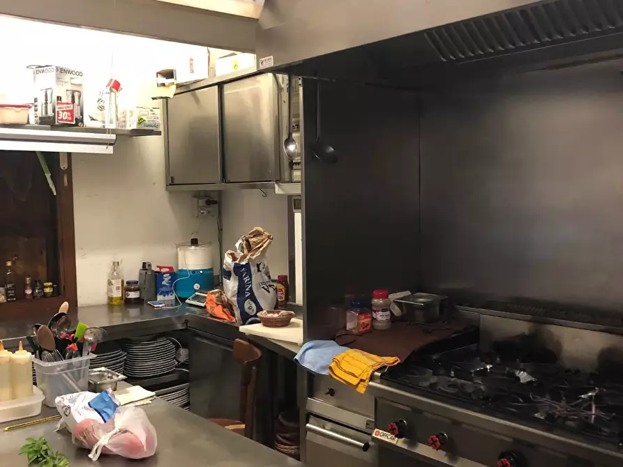 Immagine 11 di Bar / Ristorante in vendita  a Pisa