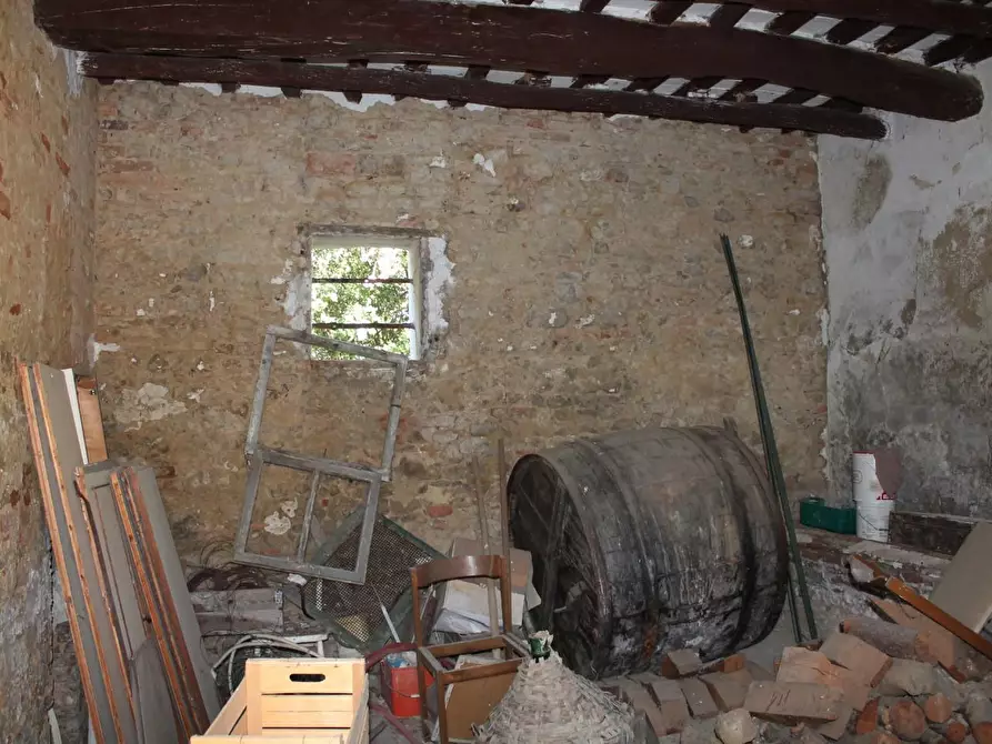 Immagine 18 di Porzione di casa in vendita  a Palaia