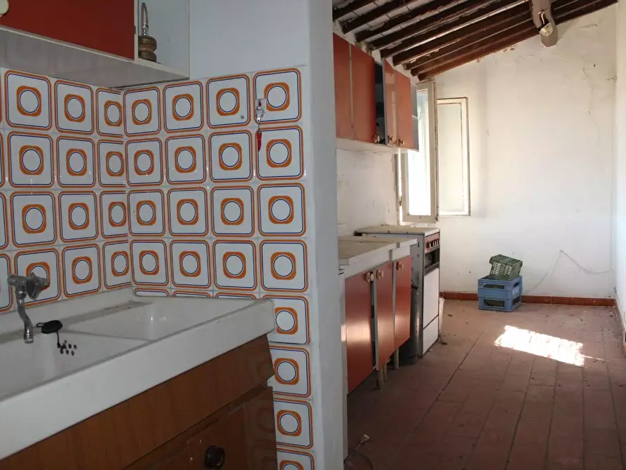 Immagine 10 di Porzione di casa in vendita  a Palaia