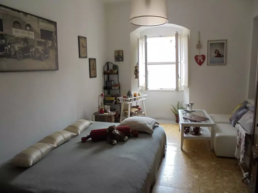 Immagine 3 di Appartamento in vendita  a Massa