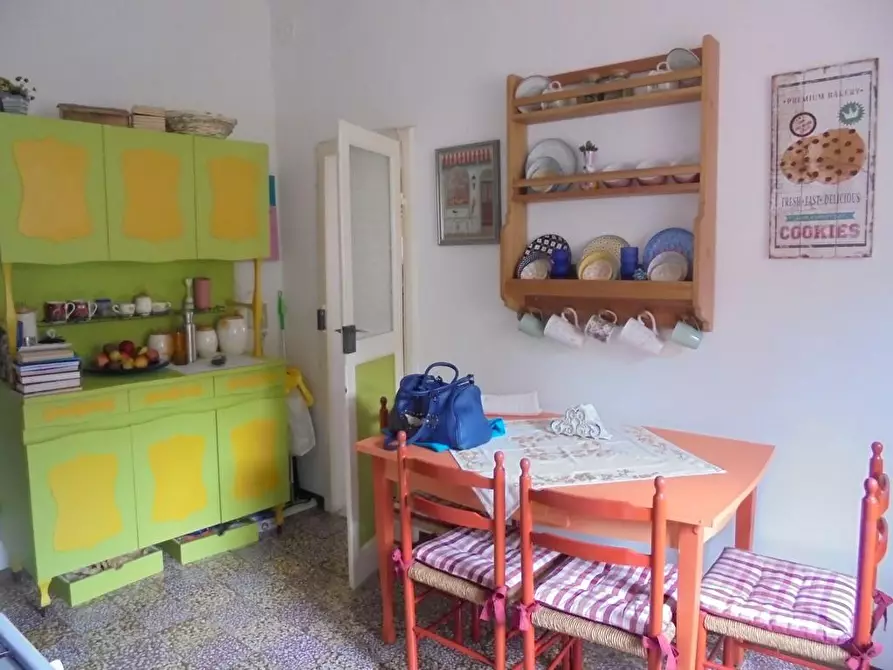 Immagine 6 di Appartamento in vendita  a Massa