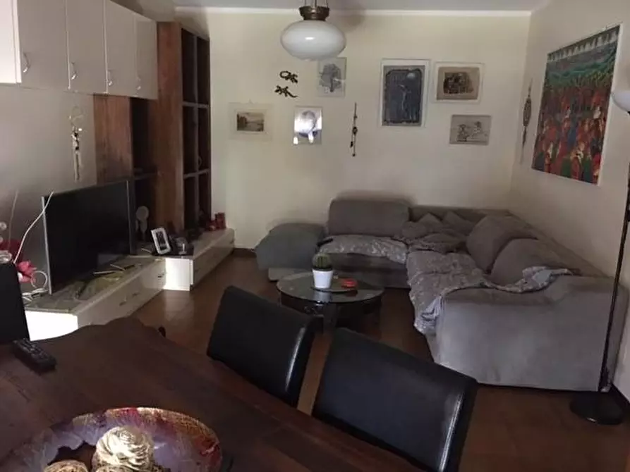 Immagine 4 di Appartamento in vendita  a Cascina