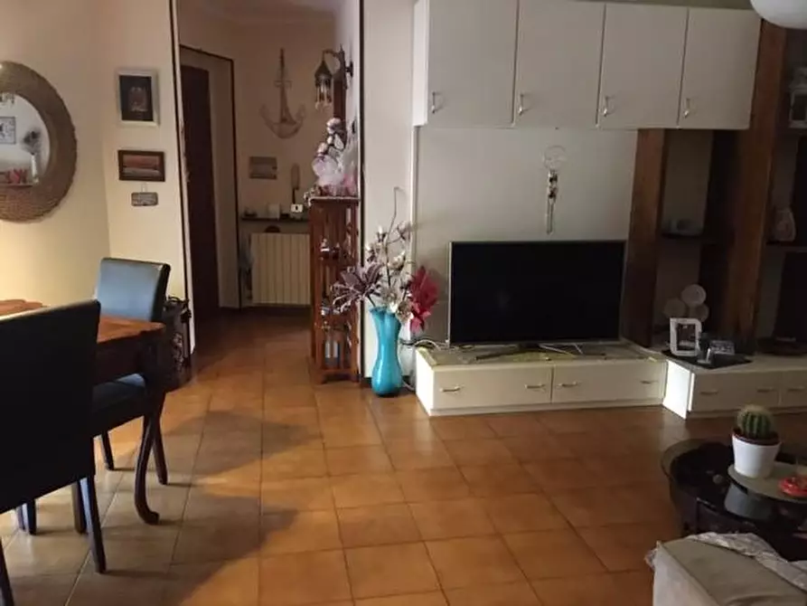 Immagine 3 di Appartamento in vendita  a Cascina