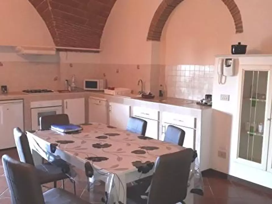 Immagine 2 di Appartamento in affitto  a Cascina