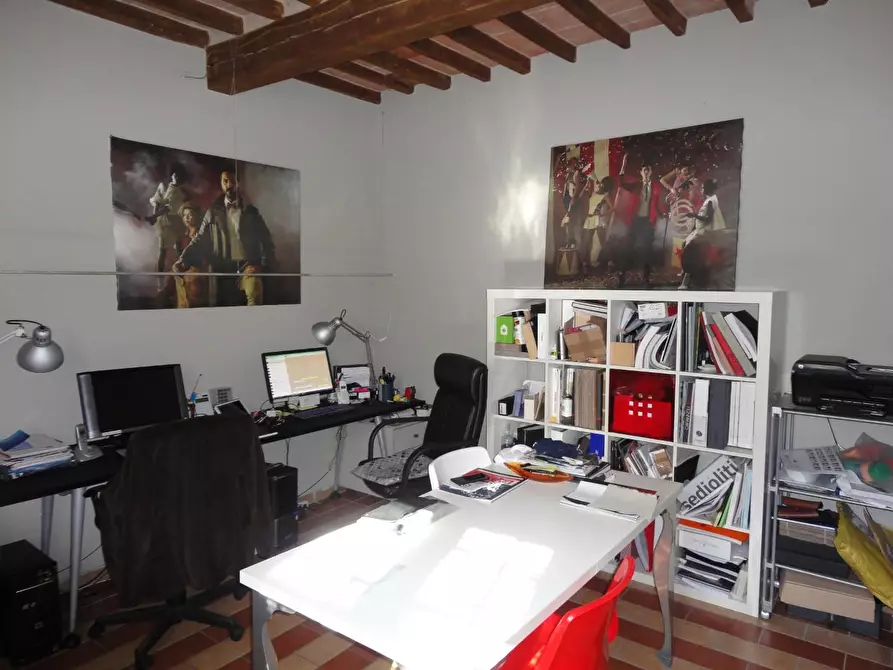 Immagine 6 di Ufficio in affitto  a Ponsacco