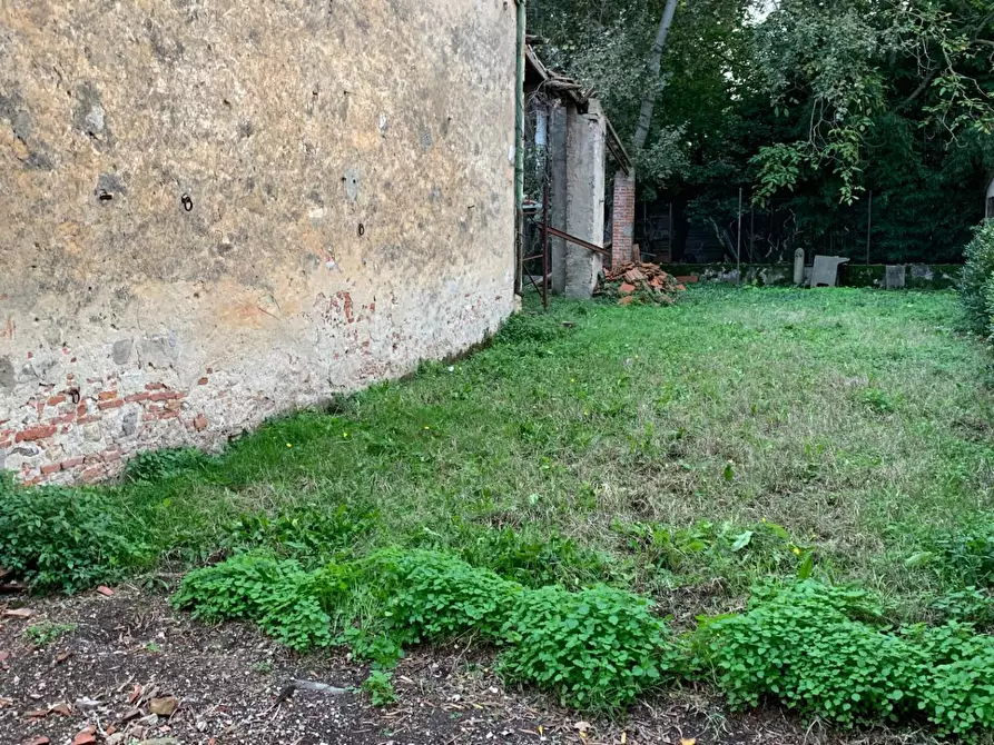 Immagine 3 di Palazzo in vendita  a San Giuliano Terme